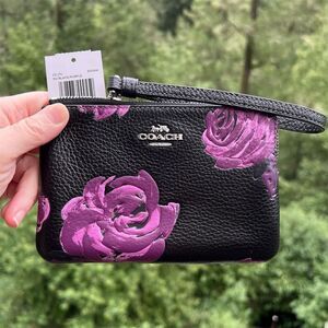 COACH Black Leather Wristlet Wallet in Purple Rose Floral Print NWT AUTHENTIC
